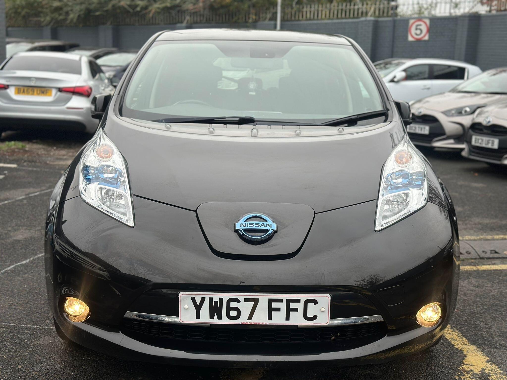 Nissan Leaf - 24kWh Tekna Auto 5dr - Hatchback (2013 - 2018) Image
